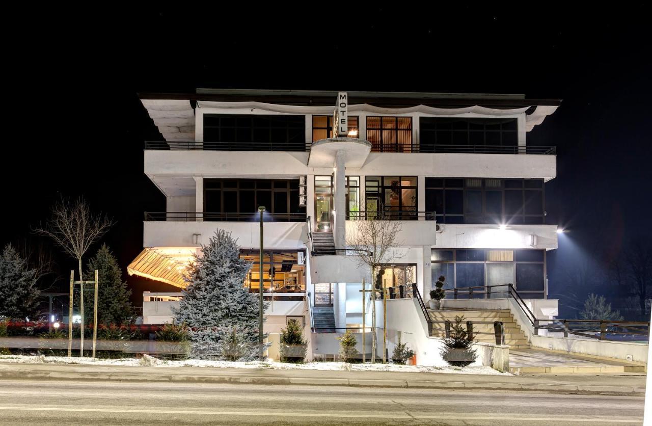 Hotel Le Pont Приєдор Екстер'єр фото